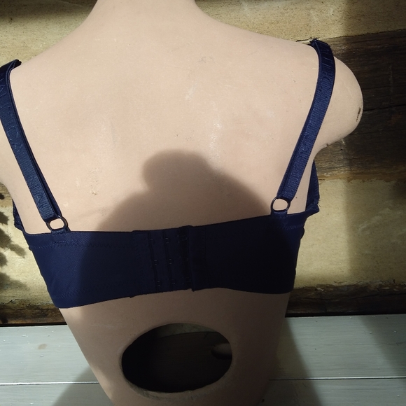 Nautica Navy Underwire Bra Size 38C - Picture 3 of 5